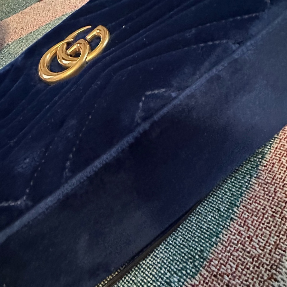 GUCCI GG MARMONT VELVET BAG - Picture 6 of 7